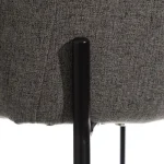 silla-con-brazos-tapizado-gris-YfMEvtcH-0.webp