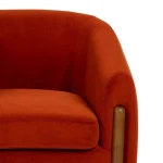 sillon-rojo-UfHqeakF-0.webp